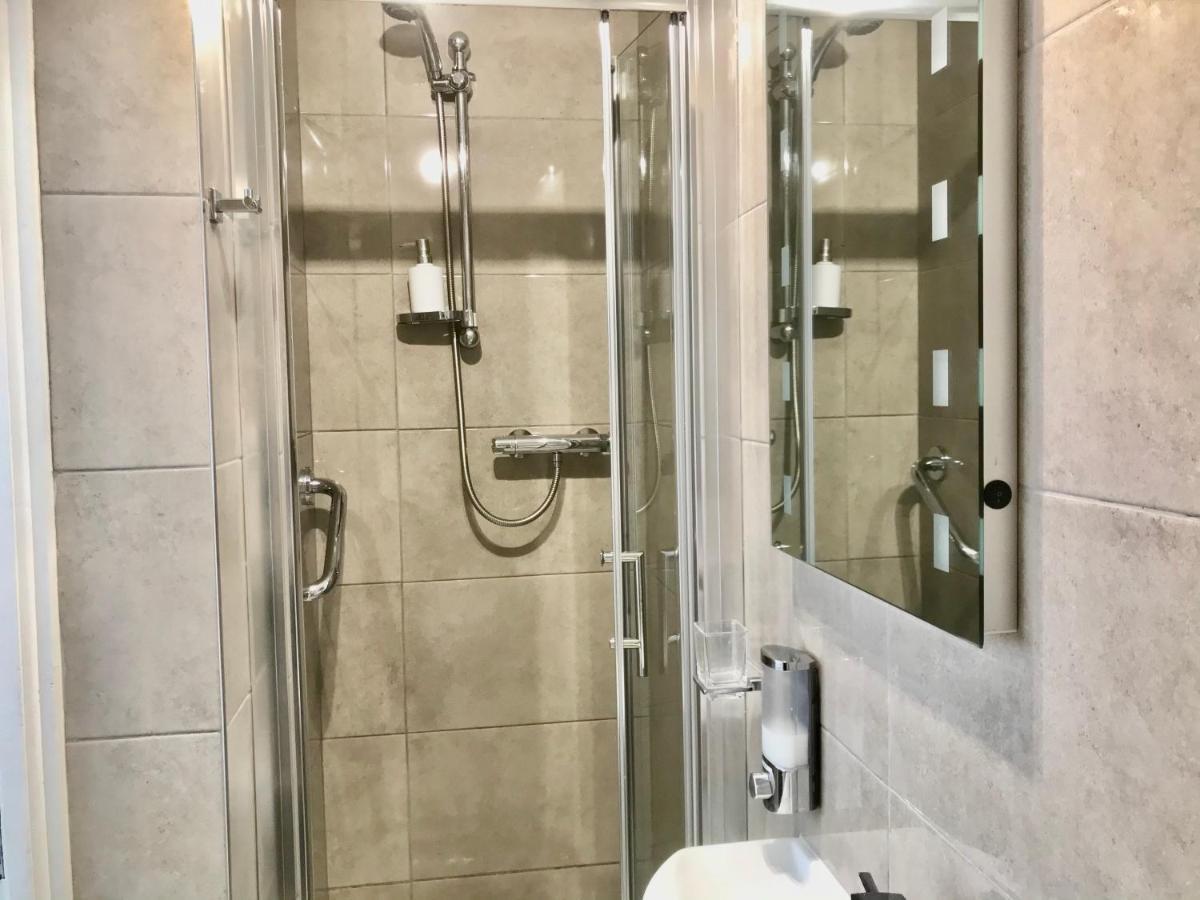 Almara B&B 더블린 객실 사진